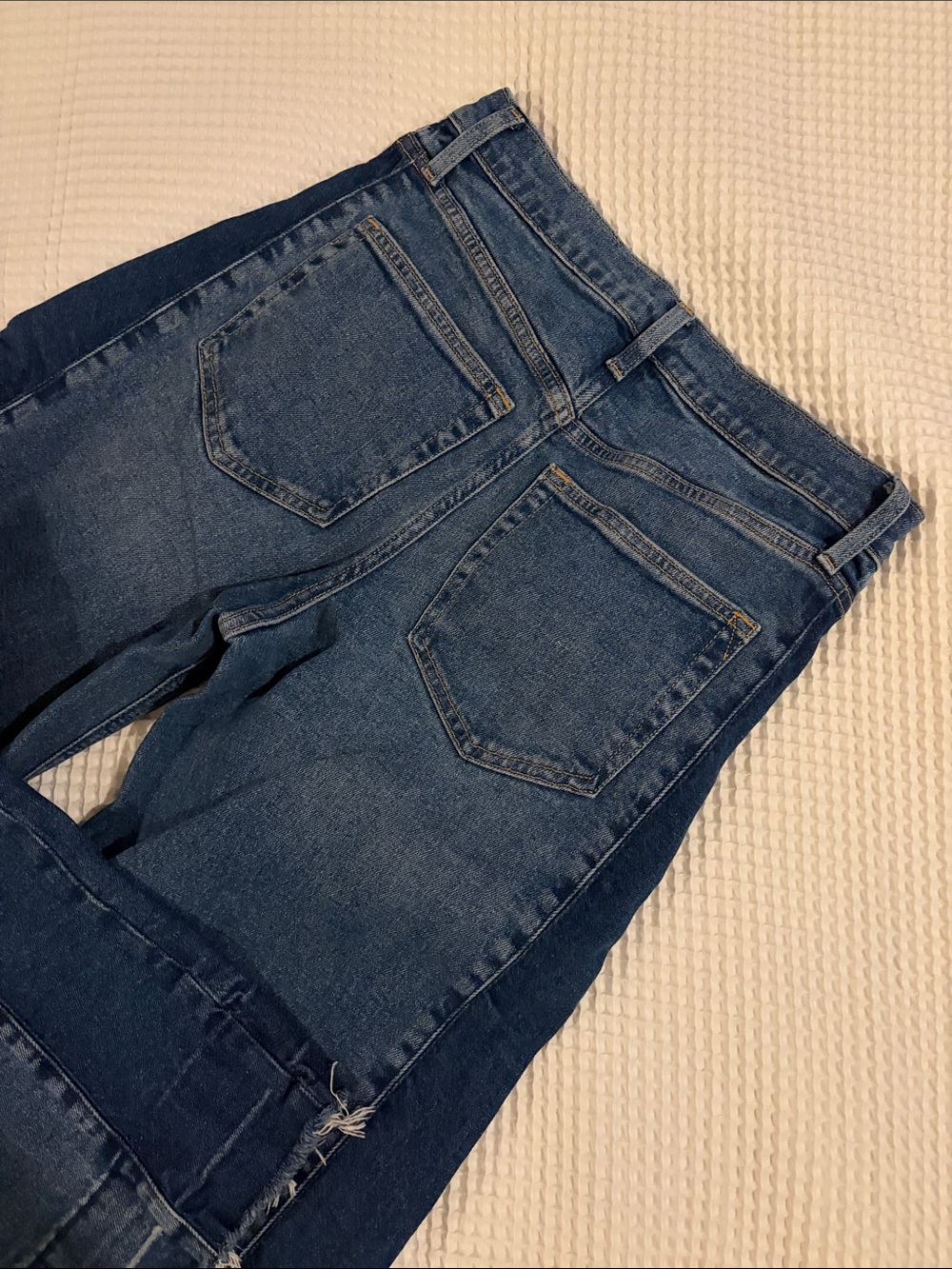 GAP Two-Tone Dark and Light Blue Wide-Leg Jeans - Picture 9 of 9